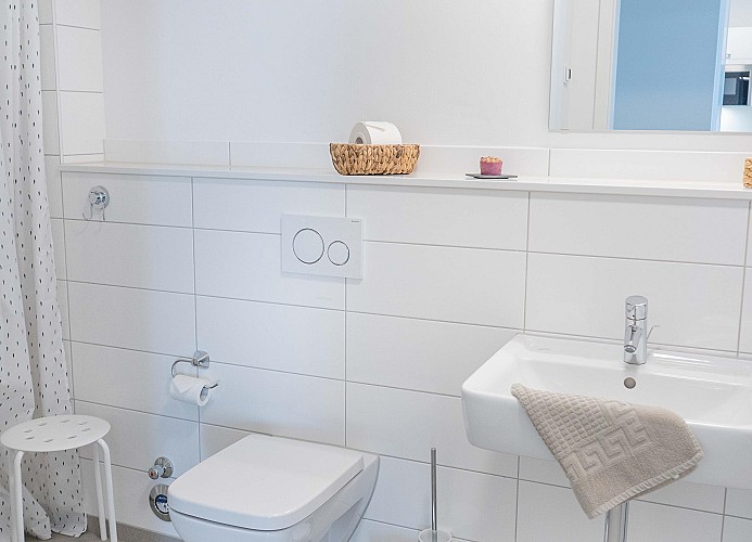 Anderer Blickwinkel vom Bad in der Ferienwohnung auf Fehmarn