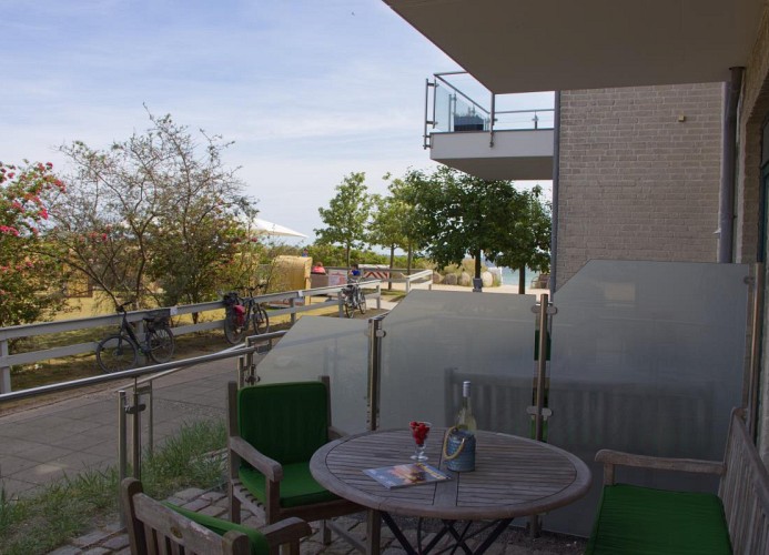 Terrasse der Inselblume 48 nur wenige Meter vom Südstrand entfernt