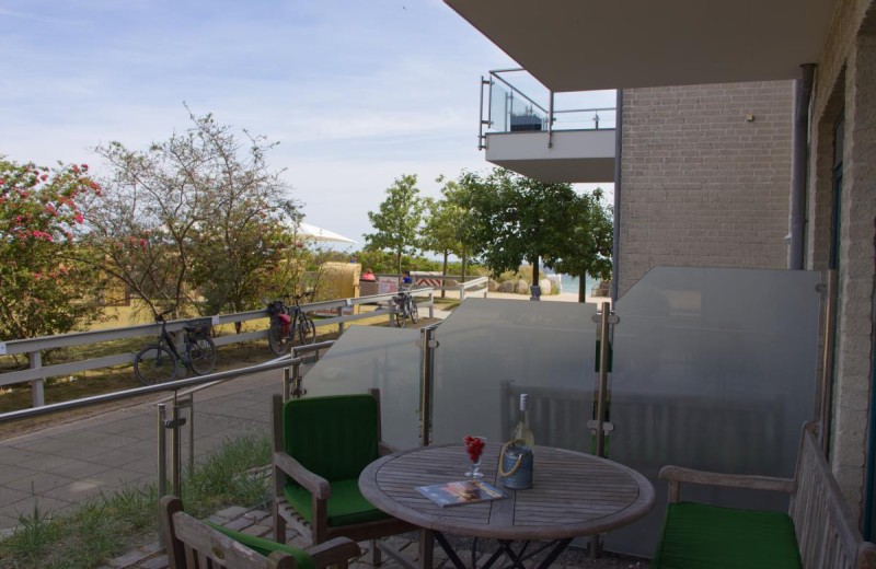 Terrasse der Inselblume 48 nur wenige Meter vom Südstrand entfernt