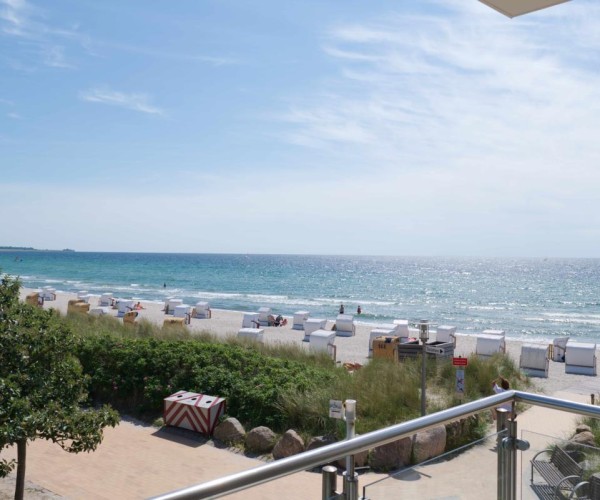 Direkter Meerblick vom Balkon der Ferienwohnung Inselblume 01 auf Fehmarn