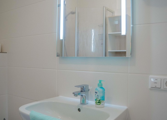 Waschbecken im Badezimmer der Fewo auf Fehmarn