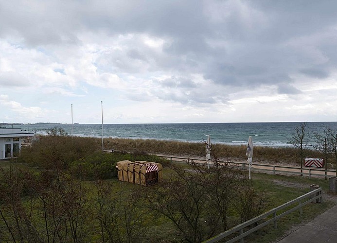 Meerblick vom Balkon der Ferienwohnung direkt am Südstrand