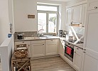 Küche in der Ferienwohnung am Niendorfer Platz in Burg auf Fehmarn
