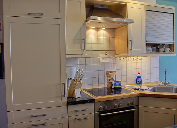 Küche in der Fewo für 6 Personen direkt am Südstrand in Burgtiefe