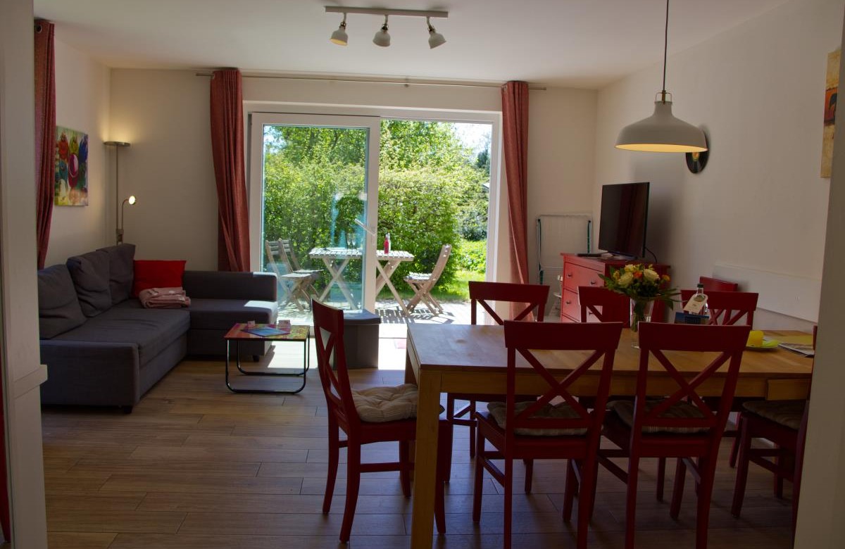 Wohnzimmer der Inselblume 27 für 6 Personen auf der Insel Fehmarn