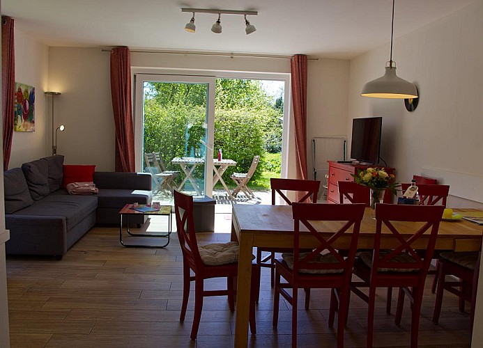 Wohnzimmer der Inselblume 27 für 6 Personen auf der Insel Fehmarn