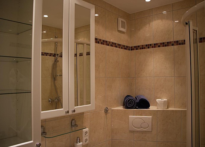 Badezimmer in der Fewo für 2 Personen am Südstrand