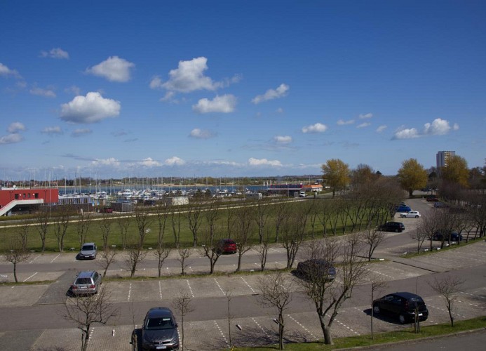 Blick in die andere Richtung des Yachthafens aus der Inselblume 65