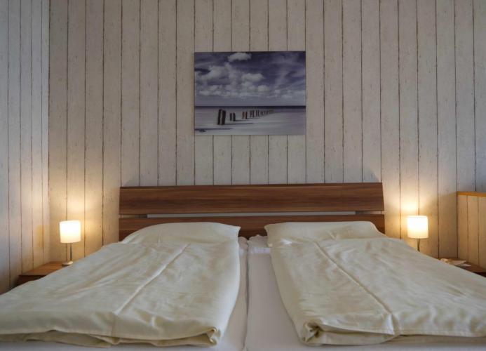 Doppelbett für 2 Personen in der Ferienwohnung für 4 Personen auf Fehmarn