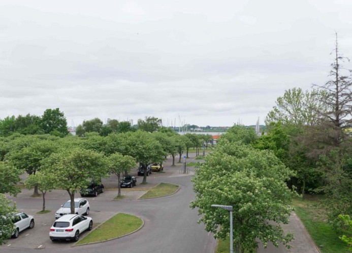Aussicht vom Balkon der Ferienwohnung in Richtung Yachthafen in Burgtiefe