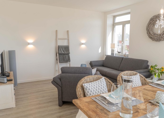 Wohnzimmer in der Ferienwohnung auf Fehmarn in Burg