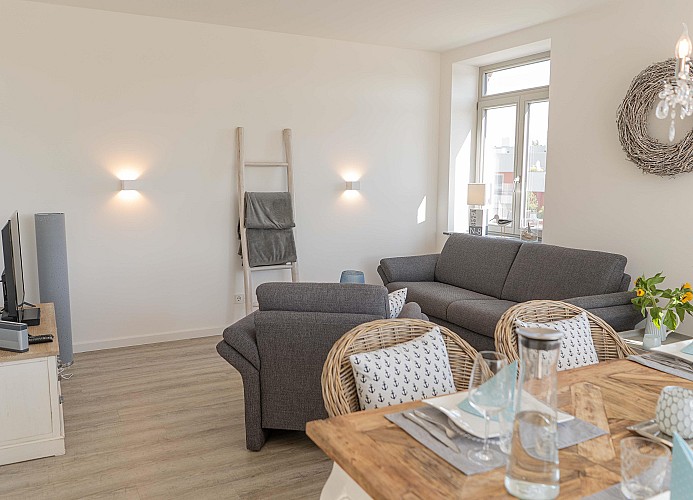 Wohnzimmer in der Ferienwohnung auf Fehmarn in Burg