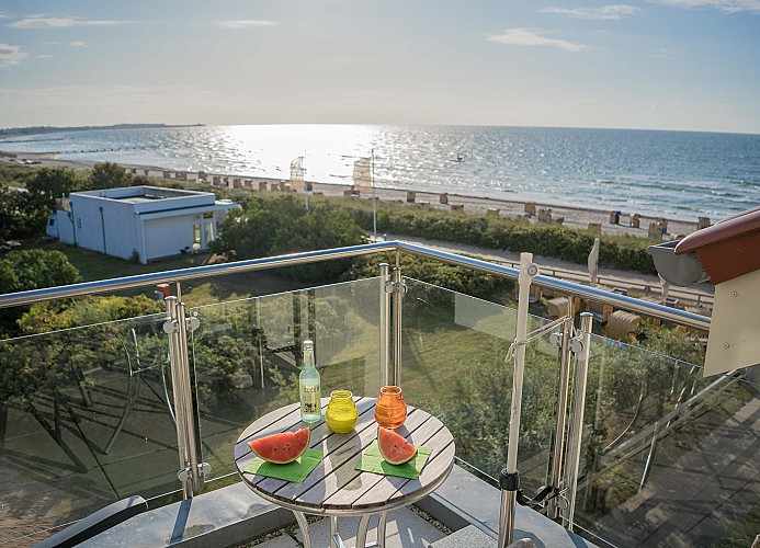 Meerblick vom Balkon der Ferienwohnung Inselblume 71 am Südstrand auf Fehmarn