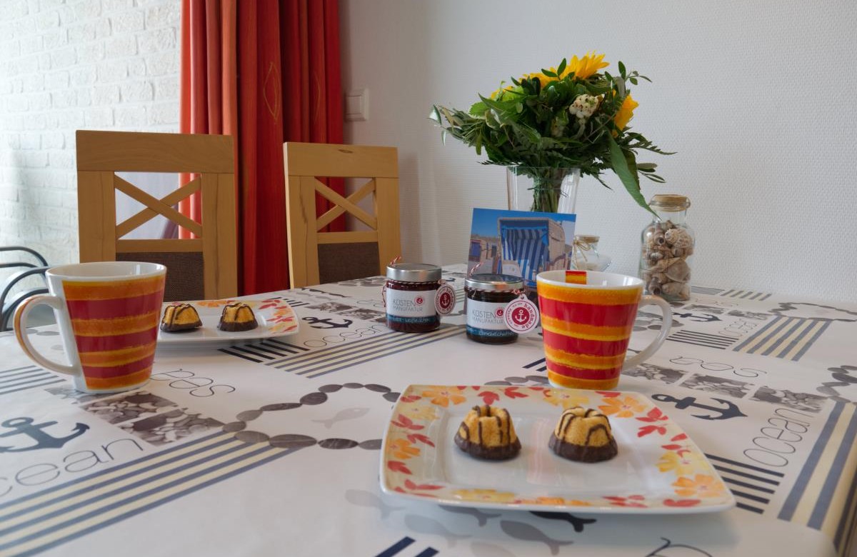 Dekoration auf dem Esstisch der Ferienwohnung am Südstrand