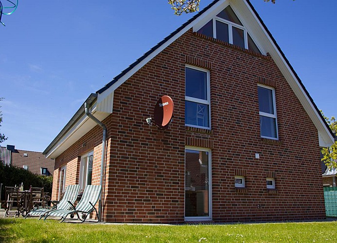 Anderer Blick auf das Ferienhaus in dem die Inselblume 27 und Inselblume 28 liegen