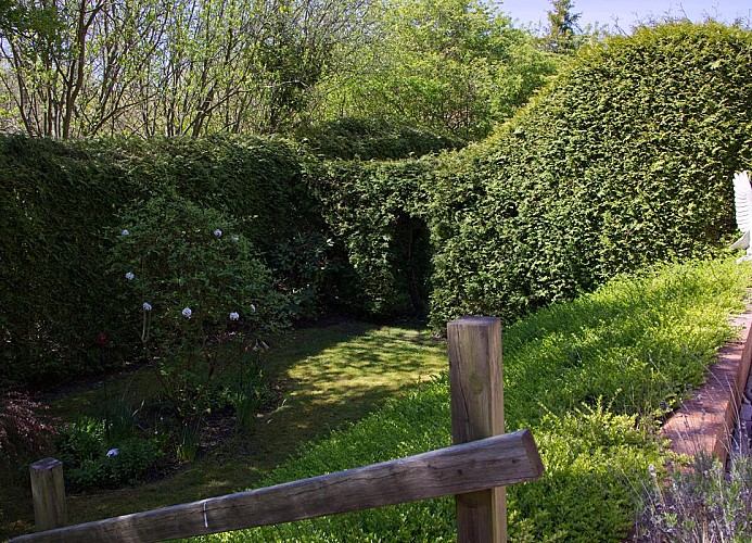 2. Seite vom Garten in der Ferienwohnung Inselblume 68