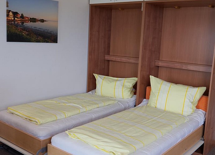 Aufgeklappte Schrankbetten in der Ferienwohnung Inselblume 03 auf Fehmarn