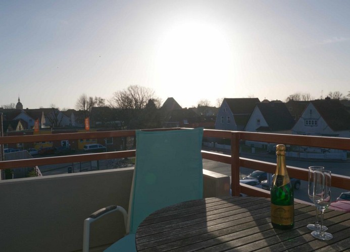 Aussicht vom Balkon der Ferienwohnung auf Burg auf Fehmarn
