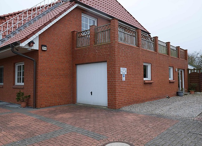 Weiterer Parkplatz bei dem Ferienhaus mit den Ferienwohnungen bei Burg auf Fehmarn