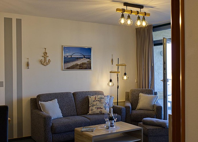 Wohnzimmer in der Ferienwohnung in der Strandburg direkt am Südstrand auf Fehmarn