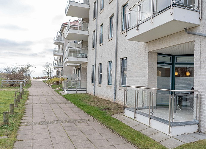 Die Ferienwohnung liegt direkt am Strand vom Südstrand in Burgtiefe auf Fehmarn