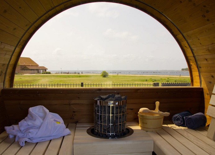 Ausblick aus der Sauna auf das Meer in der Inselblume 82