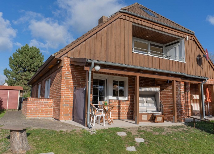 Außenansicht vom Ferienhaus mit Garten für Hunde Nahe Burg auf Fehmarn