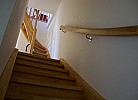 Treppe zur 1. Etage der Inselblume 27, mich Blick auf die Treppe in die 2. Etage