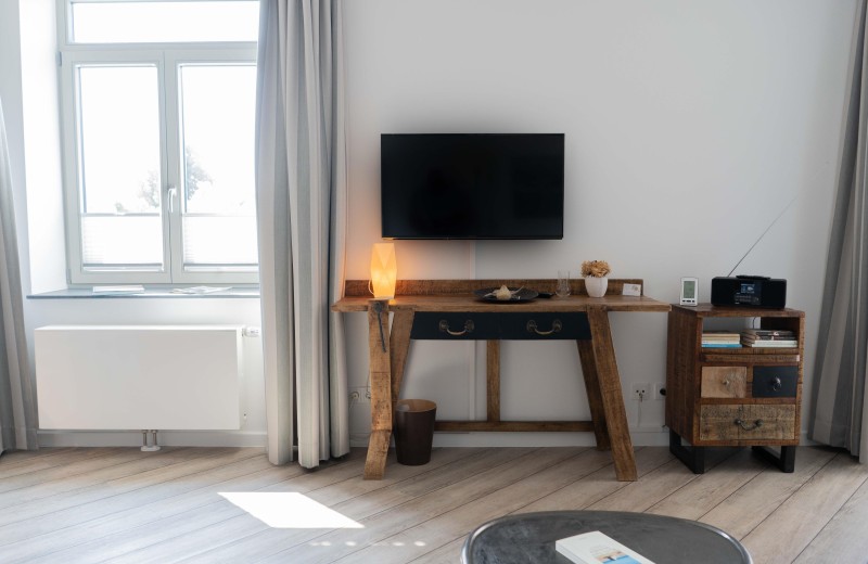 TV in der Ferienwohnung am Niendorfer Platz auf Fehmarn in Burg