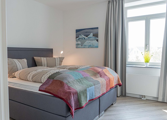 Doppelbett für 2 Personen in der Ferienwohnung am Niendorfer Platz auf Fehmarn