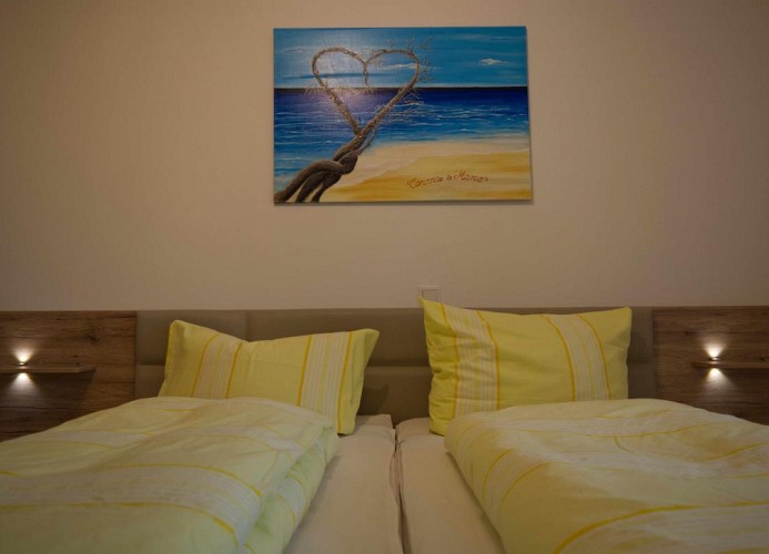 Doppelbett für 2 Personen in der Ferienwohnung auf Fehmarn