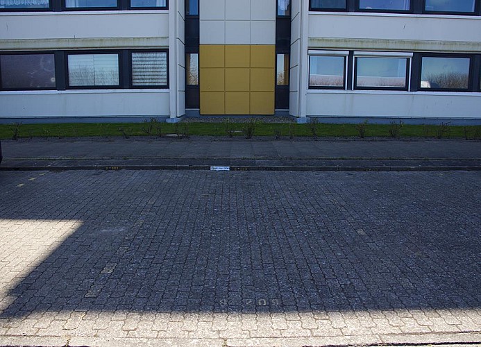 Parkplatz der Inselblume 45 an Haus 58 am Yachthafen auf Fehmarn