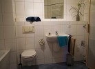 Bad mit Toilette in der Inselblume 04