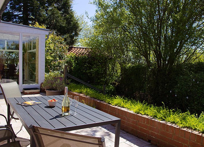 Terrasse der Ferienwohnung mit Garten in Burgstaaken bei Burg auf Fehmarn