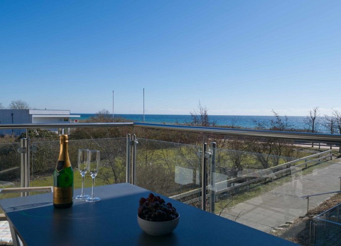 Meerblick aus der Ferienwohnung mit Balkon am Südstrand von Fehmarn